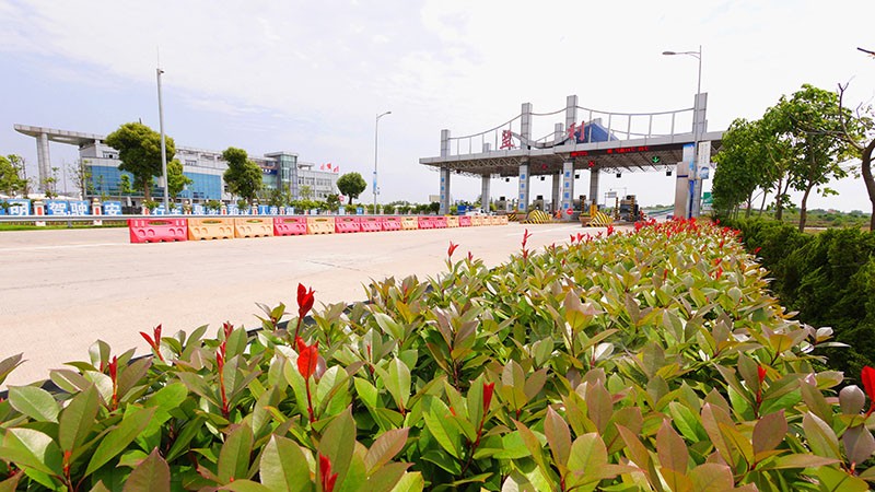 随岳南公司召开2015年度员工大会
