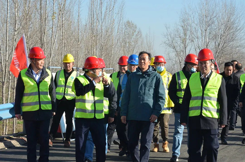 公司党委书记、总经理何柏青出席河南省高速公路养护管理提升调研活动