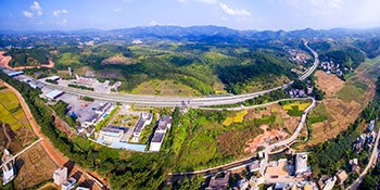 广西苍郁高速公路/100%