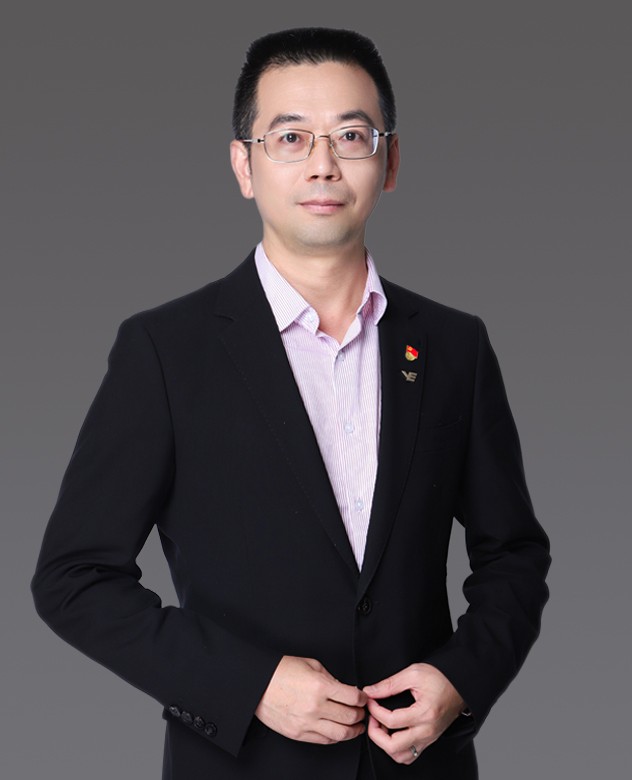 潘勇强先生（执行董事）