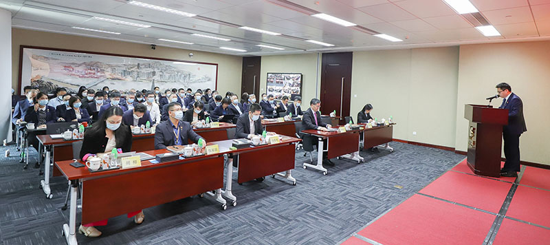 越秀交通召开2023年度全面从严治党暨党建党风廉政建设工作会议