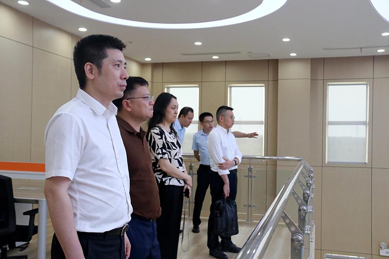越秀集团党委副书记、董事韦黎明赴山东开展调研