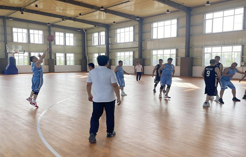 集团领导何柏青调研秦滨公司