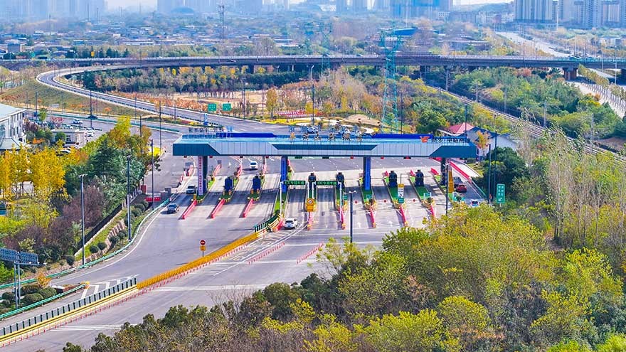 河南平临高速公路/55%